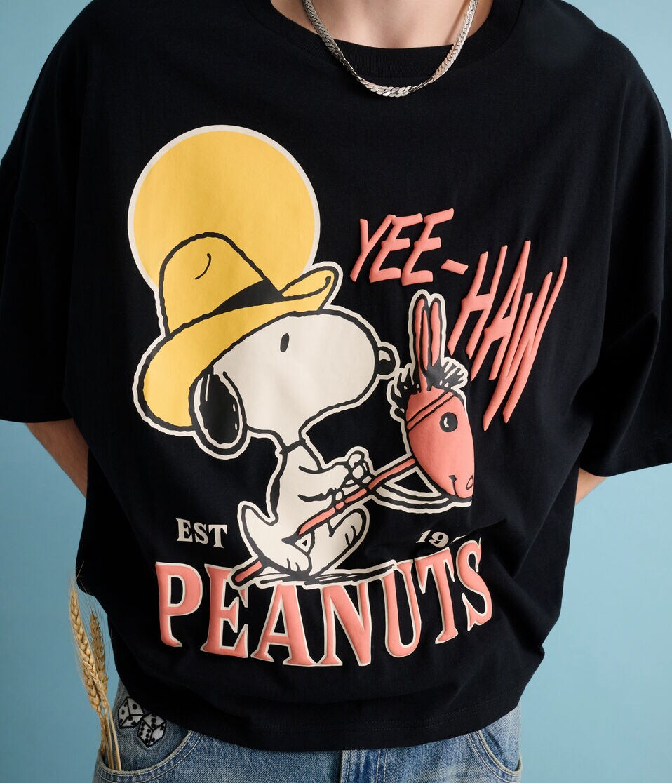 Peanuts® | Aéropostale Western Snoopy Yee-Haw Boxy Graphic Tee 4 Peanuts® | Aéropostale Western Snoopy Yee-Haw Boxy Graphic Tee